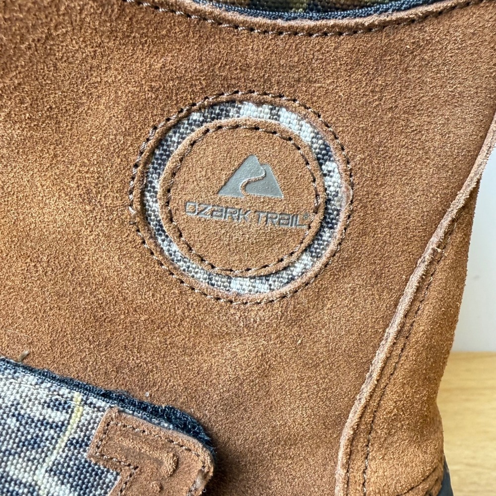 Ozark Trail Suede Winter Duck Boots Mens Size 5 Gorpcore Hunting Camo Hiking - Picture 3 of 12